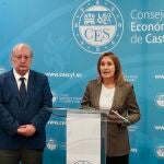 Enrique Cabero junto a Rocío Lucas durante la jornada celebrada en el CES