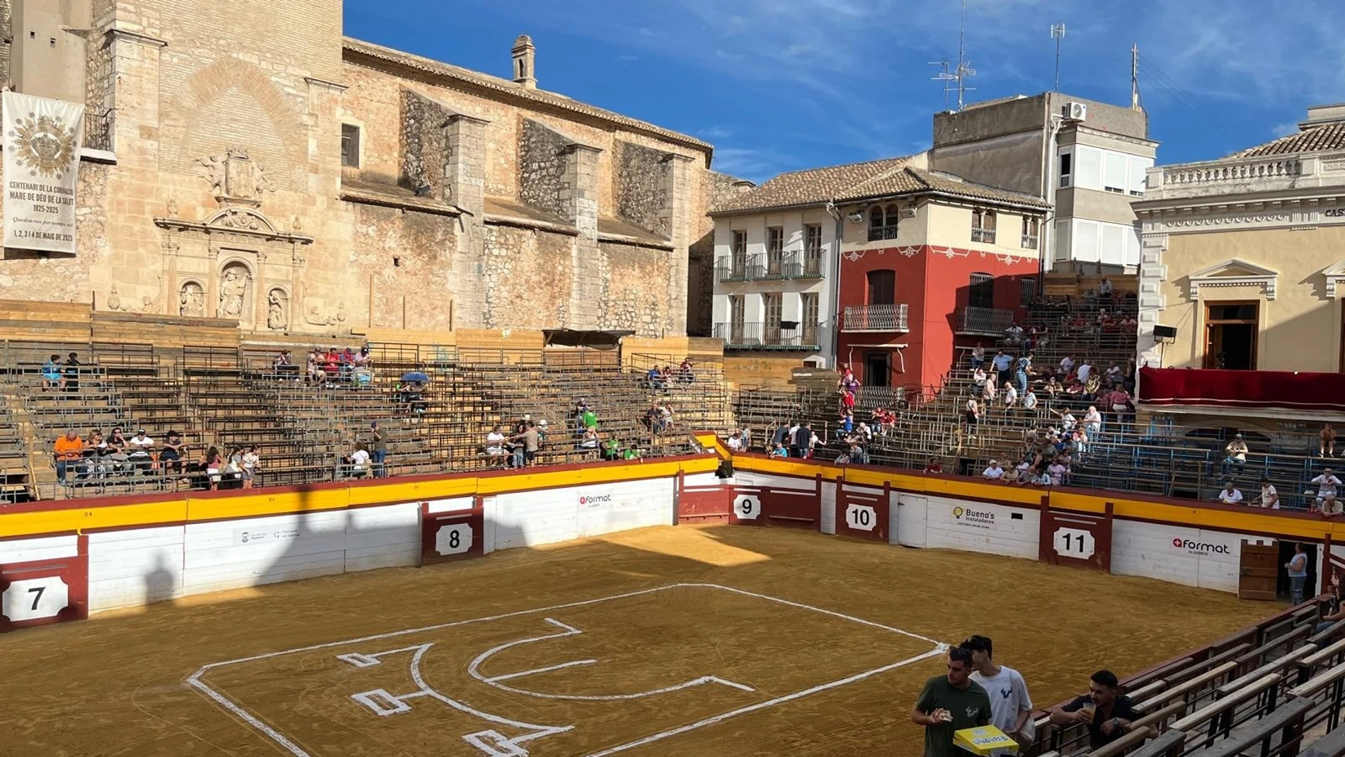 Construcción efímera de la Plaza de Toros de Algemesí REMITIDA / HANDOUT por GVA Fotografía remitida a medios de comunicación exclusivamente para ilustrar la noticia a la que hace referencia la imagen, y citando la procedencia de la imagen en la firma 25/09/2024
