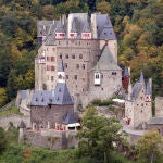 Alemania tiene más de 20.000 castillos alrededor de sus fronteras, muy por encima de cualquier otro país. En la imagen, el castillo antiguo de Eltz del Burg