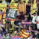 Pancarta nazi de los aficionados del FC Barcelona en el Estadio Luis II