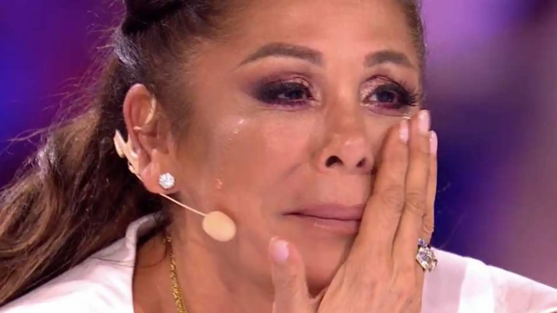 Las dos mujeres a las que Isabel Pantoja borra de su pasado