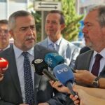 Juan Antonio Lorenzo muestra el apoyo de la dirección provincial del PSOE de Almería a la candidatura de Juan Espadas