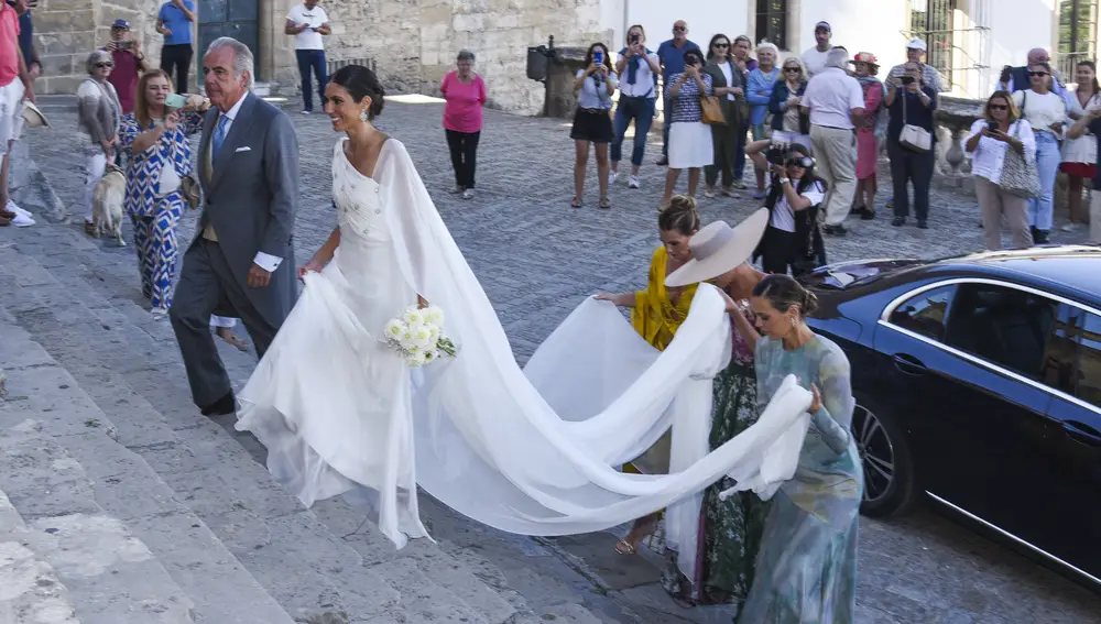 Ana Cristina Portillo a la entrada de la Catedral de Jerez.