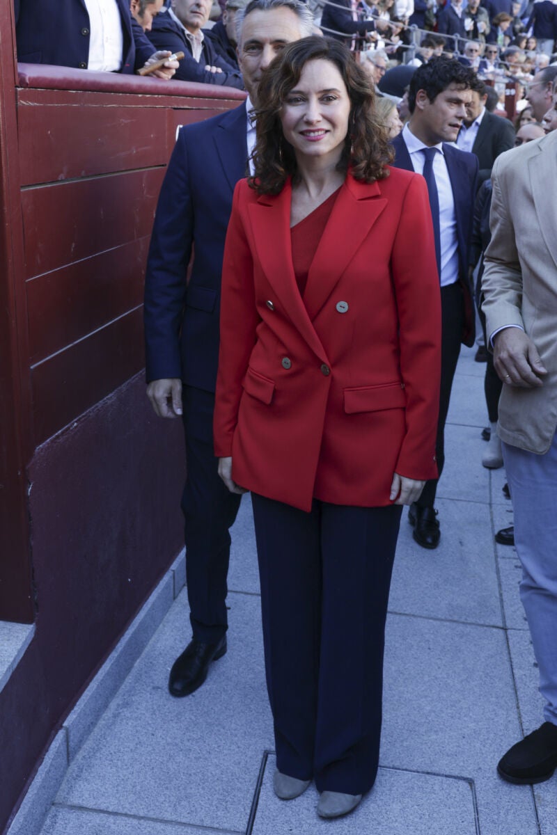 Isabel Díaz Ayuso en las Ventas de Madrid.