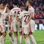 Así está la clasificación de la Champions League: clasificados para octavos, playoffs y Europa League