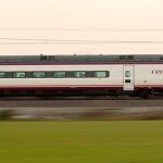 Renfe vende por error más billetes que asientos en el primer Avant del día de Lleida y Barcelona