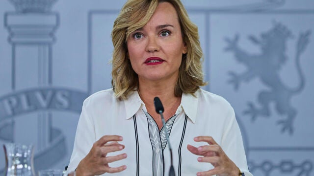 Los ministros Pilar Alegría, José Manuel Albares y Fernando Grande-Marlaska informan en rueda de prensa poster