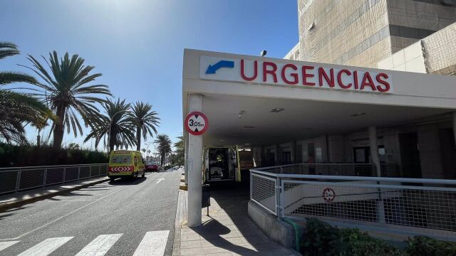 Un enfermero del Hospital Insular de Gran Canaria sufre una agresión física y verbal