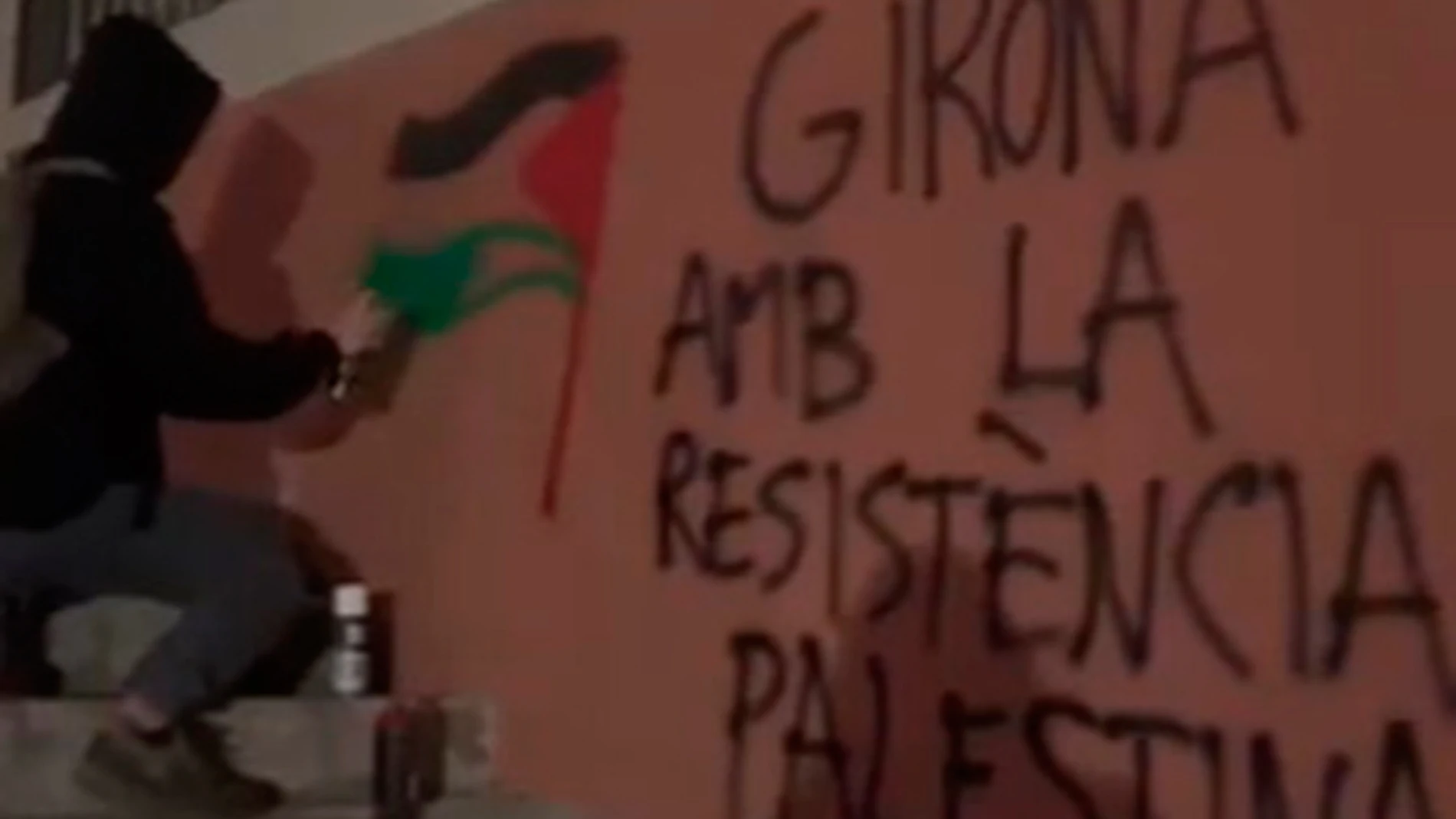Pintadas a favor de Palestina en el caso antiguo de Girona
