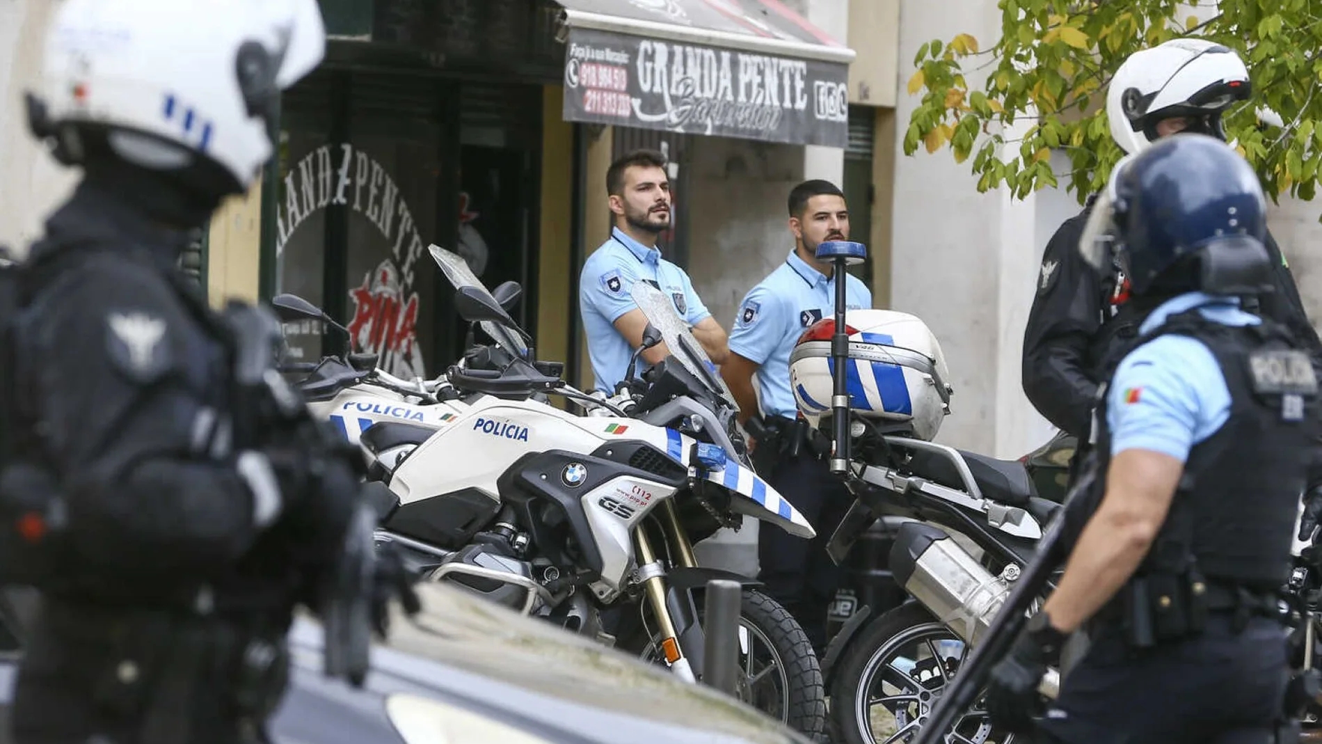 El tiroteo se produjo en la barbería 'Granda Pente', ubicada en la Rua Henrique Barrilaro Ruas, en Lisboa