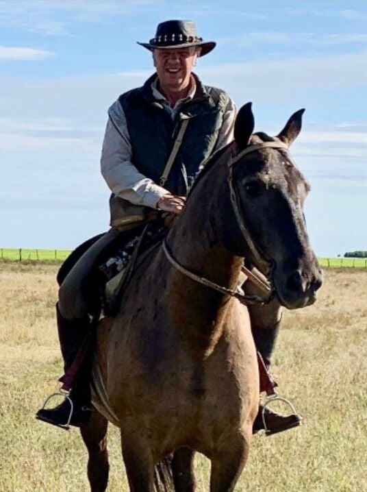 Jesús Gil Marín montando a caballo