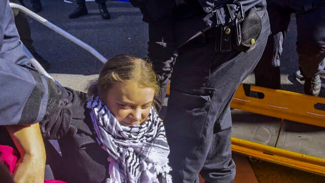 Greta Thunberg, detenida en Bruselas en una protesta contra ayudas a combustibles fósiles