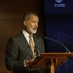 VÍDEO: El Rey Felipe VI es recibido por el príncipe Faisal bin Hussein a su llegada a Jordania
