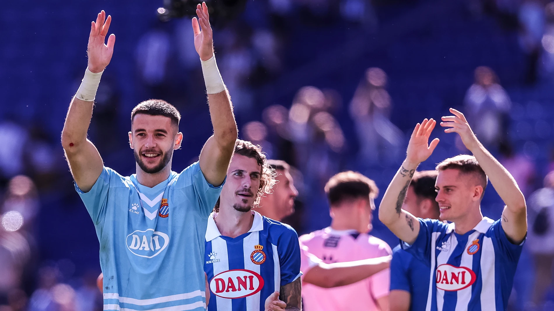 Joan Garcia of RCD Espanyol celebrates the victory during the Spanish league, La Liga EA Sports, football match played between RCD Espanyol and RCD Mallorca at RCDE Stadium on October 05, 2024 in Barcelona, Spain. AFP7 05/10/2024 ONLY FOR USE IN SPAIN