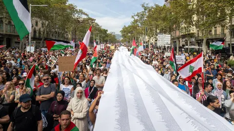 Apenas unos centenares de personas van a la manifestación propalestina en Barcelona