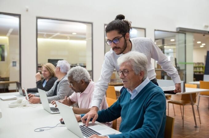 Voluntariado corporativo: la herramienta de Banco Santander para mejorar la educación financiera