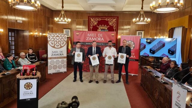 Presentación de la primera marca de garantía de miel de Castilla y León