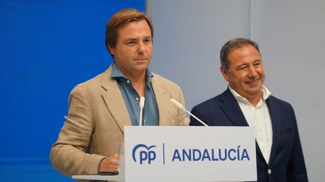 Antonio Repullo y Ricardo Sánchez en la sede del PP-A