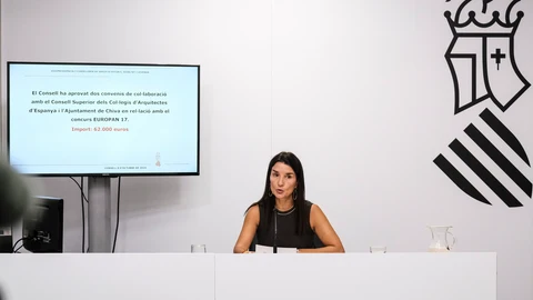 La portavoz y consellera de Hacienda y Administración Pública, Ruth Merino, hoy durante la rueda de prensa