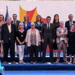 El presidente de la Generalitat Valenciana, Carlos Mazón, ha entregado hoy en Alicante el Premio de las Letras Valencianas y las distinciones al Mérito Cultural