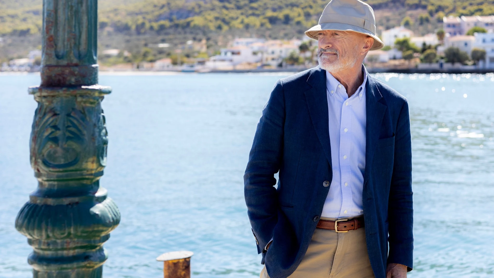 Arturo Pérez-Reverte sorprende con esta recomendación gratuita para los ...