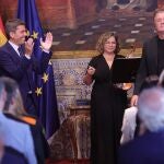 El cantante Francisco interpretó el himno de Valencia