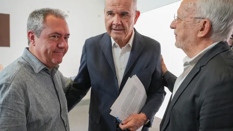 Espadas invitará a Manuel Chaves (en la imagen) y José Antonio Griñán, defenestrados durante años, al Congreso Federal del PSOE en Sevilla