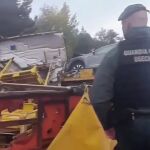 Incautados 20 paquetes de cocaína ocultos en un camión tras volcar en la A-1 y detenida una persona