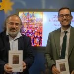 El coordinador del Encuentro, Alfredo Pérez Alencart, y el concejal de Cultura y Turismo, Ángel Fernández Silva, presentan el Encuentro