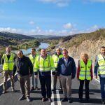 El presidente de la Diputación de Zamora, Javier Faúndez, recibe las obras de mejora de la carretera que comunica la capital con Almaraz de Duero