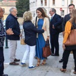 Hoy ha quedado visto para sentencia en Alcoy (Alicante) el primer juicio contra una residencia de ancianos por la gestión en la pandemia; en la imagen, la puerta de los juzgados en Alcoy 