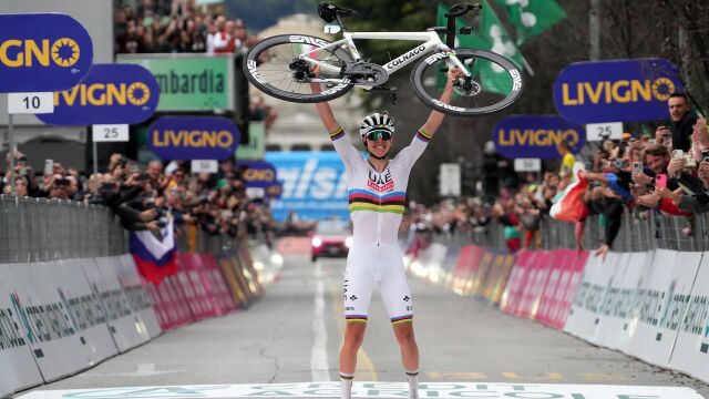Ciclismo.- El cilista esloveno Pogacar gana su cuarto Il Lombardía seguido