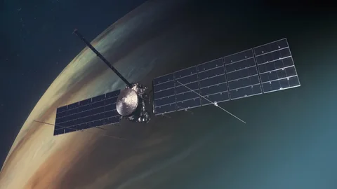Representación artística de Clipper orbitando Júpiter