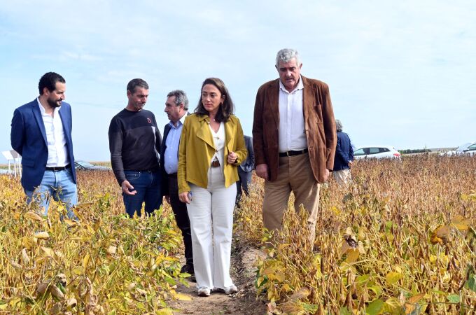 González Corral durante su visita a Arabayona de Mógica (Salamanca)