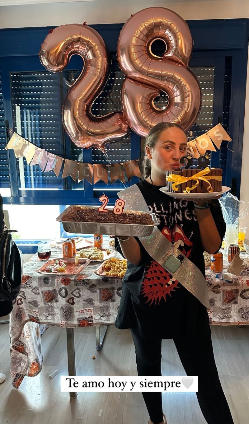 Así celebró Rocío Flores su cumpleaños