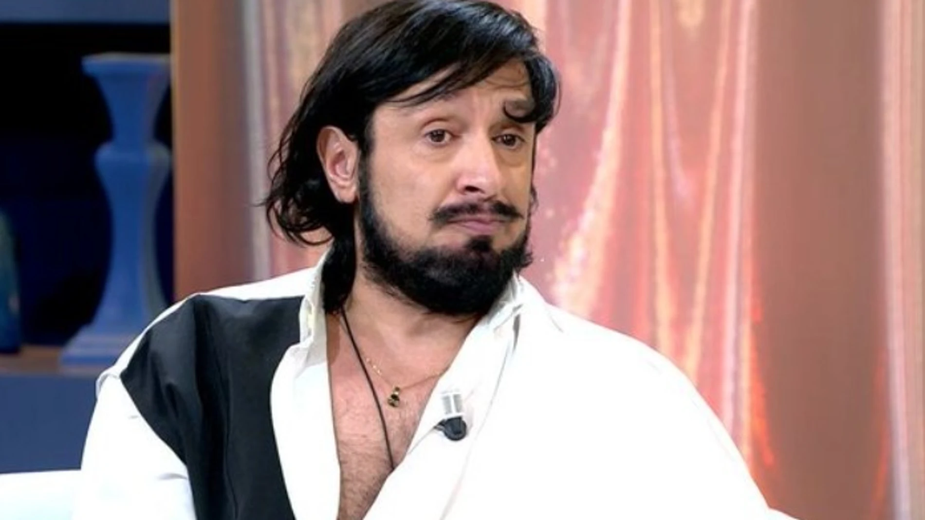 Rafael Amargo pide unión en la derecha con su caso: "Me han cortado desde el Gobierno"