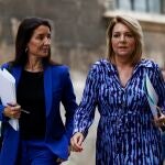 La consellera de Hacienda y portavoz del Consell, Ruth Merino, y la vicepresidenta, Susana Camarero
