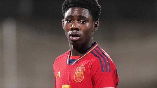 Un futbolista sub-19 español, víctima de insultos racistas en Rumanía