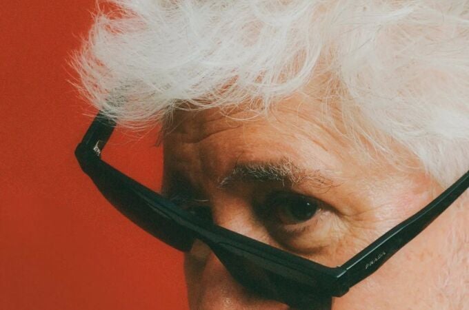 Almodóvar presenta "La habitación de al lado"