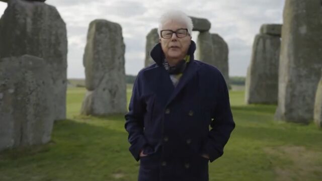 Ken Follett abordará el misterio de Stonehenge en su propia novela