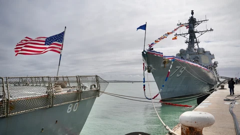 El buque USS Oscar Austin (DDG 79) en la base naval de Rota (Cádiz), que junto a la de Morón de la Frontera (Sevilla) componen las dos bases militares de Estados Unidos en España en relación a los acuerdos de la OTAN