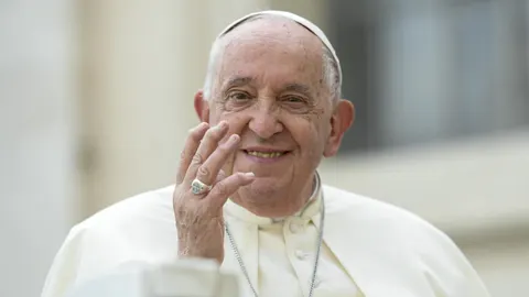 Francisco será el primer Papa que escribe su autobiografía que publicará en 2025, con motivo del Jubileo