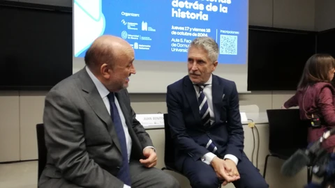 El ministro Grande-Marlaska en la Universidad de Navarra.