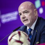 Fútbol.- Gianni Infantino reitera que el bienestar de los jugadores "sigue siendo una prioridad" para la FIFA