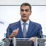 Pedro Sánchez visita la sede del IMEC