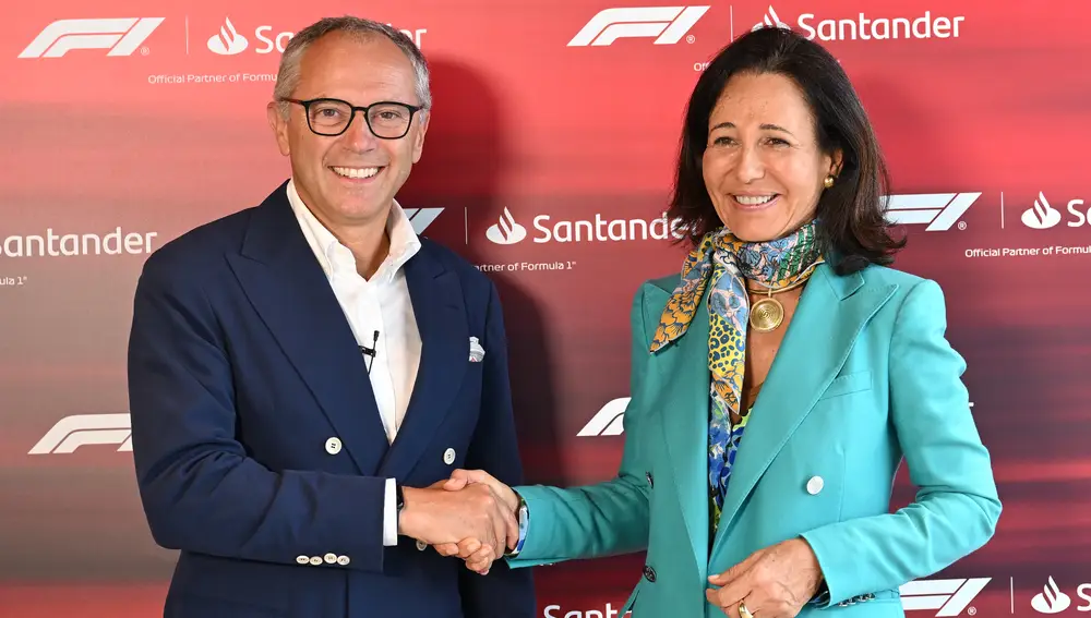 Ana Botín junto a Stefano Domenicali, consejero delegado de Formula 1.