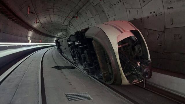 Economía/Transportes.- Interrumpida la circulación de trenes en el túnel de AVE que une Atocha y Chamartín