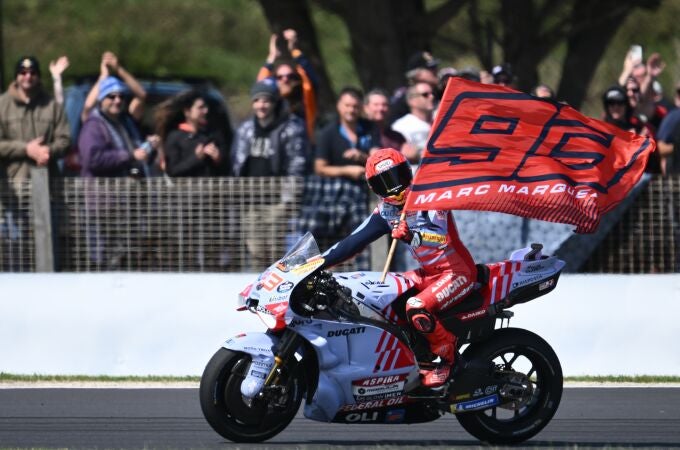 Marc Márquez celebra su victoria en Phillip Island