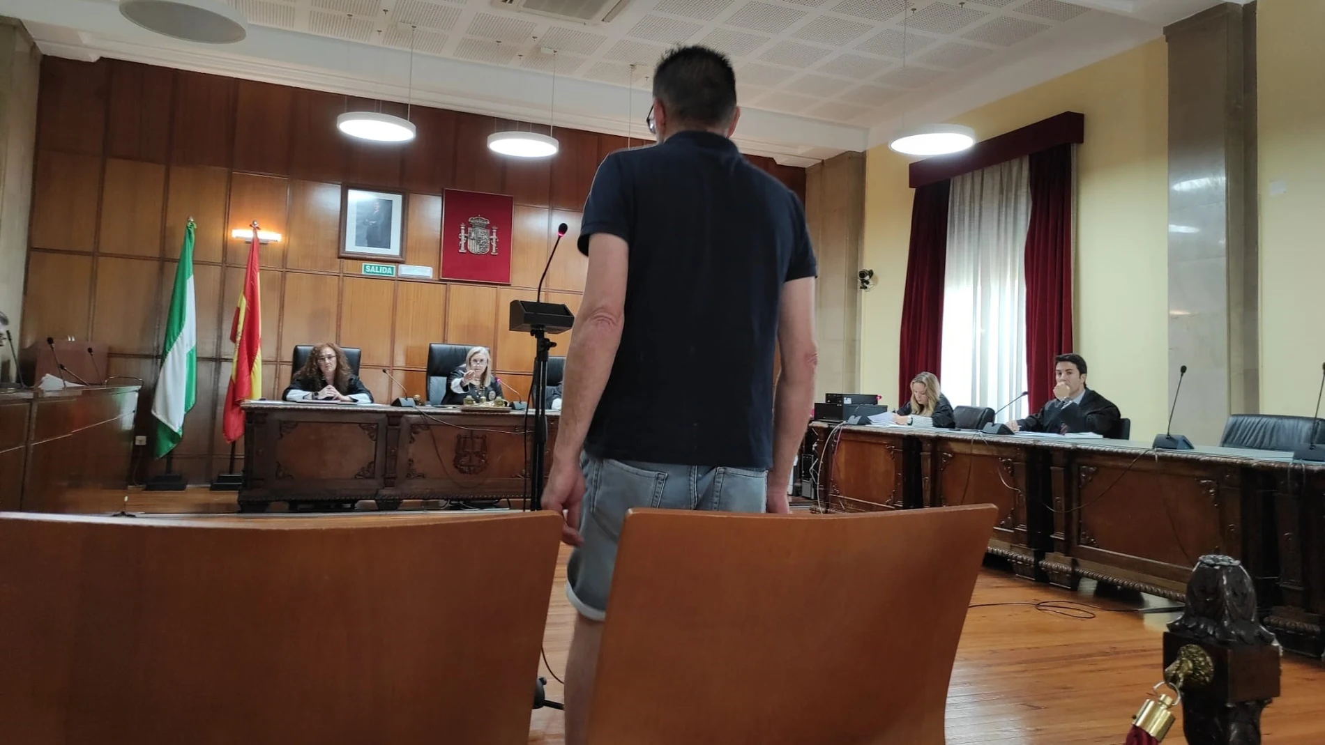 El acusado durante el juicio