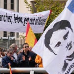 Manifestación convocada por la Plataforma por la España Constitucional para pedir elecciones ya "por la unidad, la dignidad, la ley y la libertad"